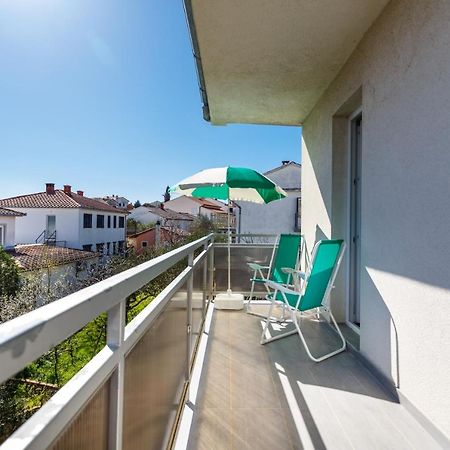 Golden Island Apartments Krk Town Bagian luar foto