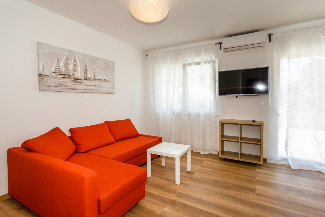 Golden Island Apartments Krk Town Bagian luar foto
