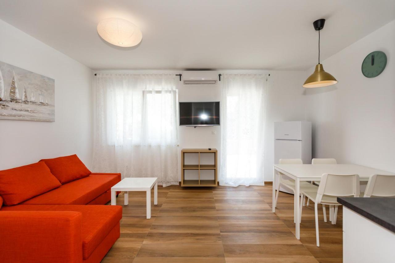 Golden Island Apartments Krk Town Bagian luar foto