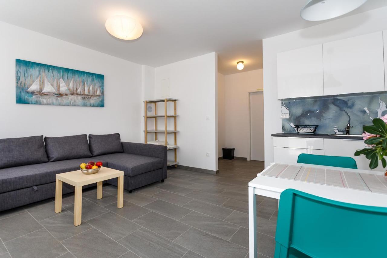 Golden Island Apartments Krk Town Bagian luar foto