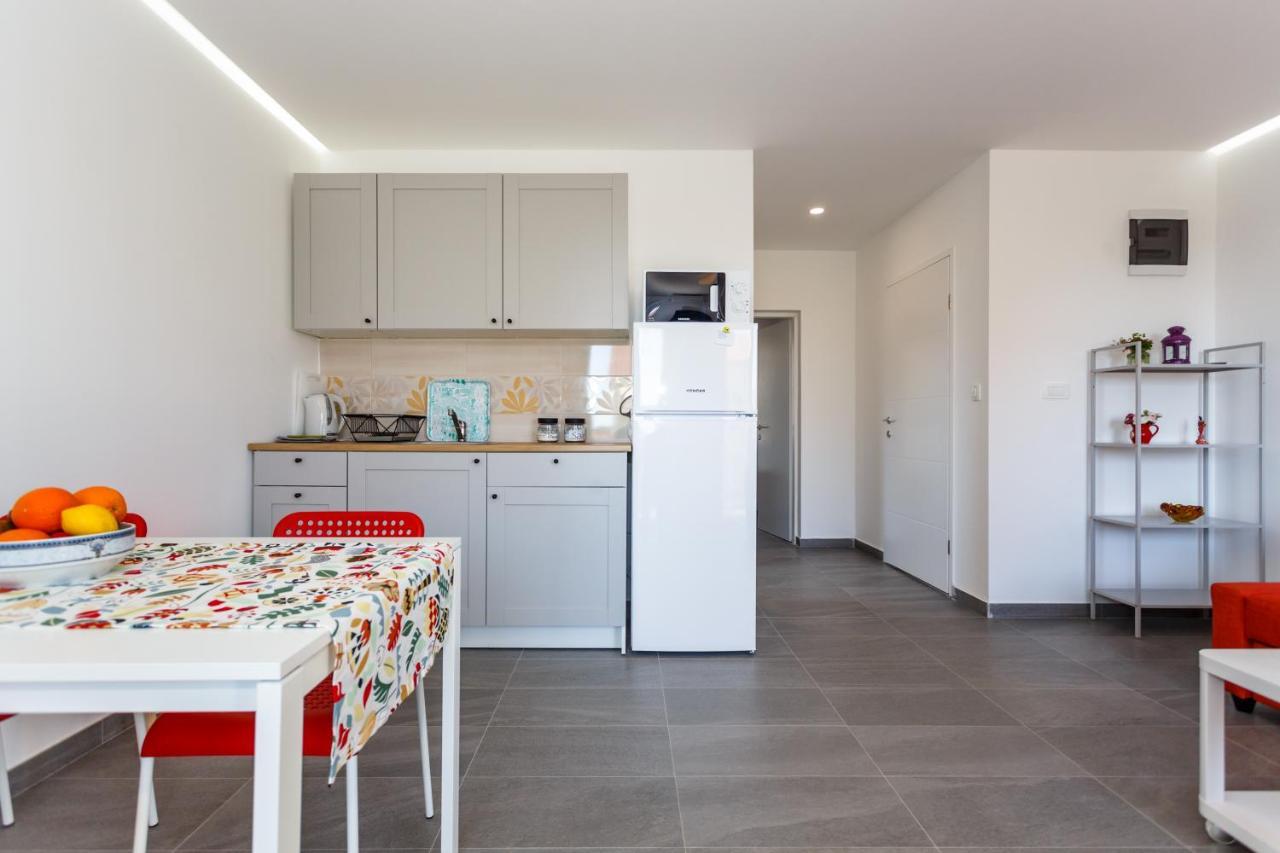 Golden Island Apartments Krk Town Bagian luar foto
