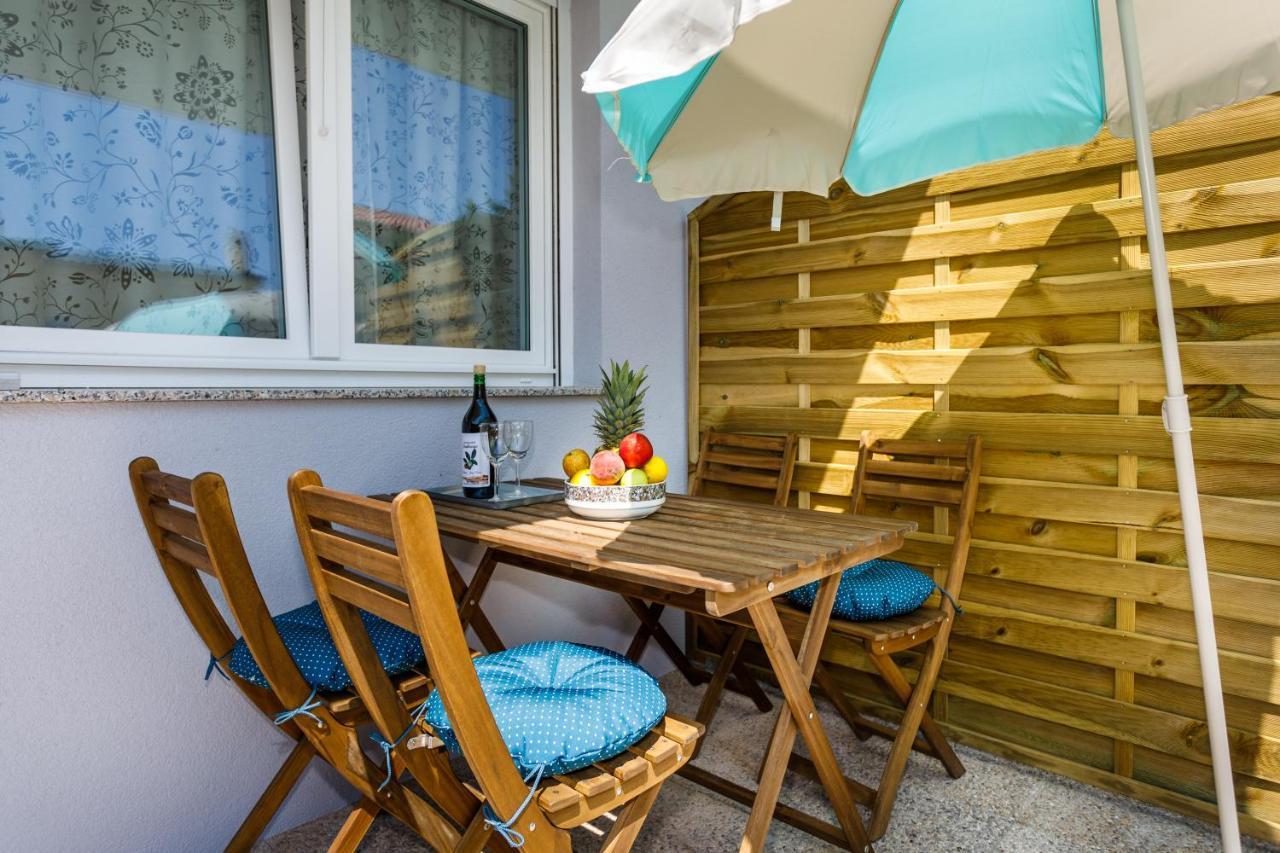 Golden Island Apartments Krk Town Bagian luar foto