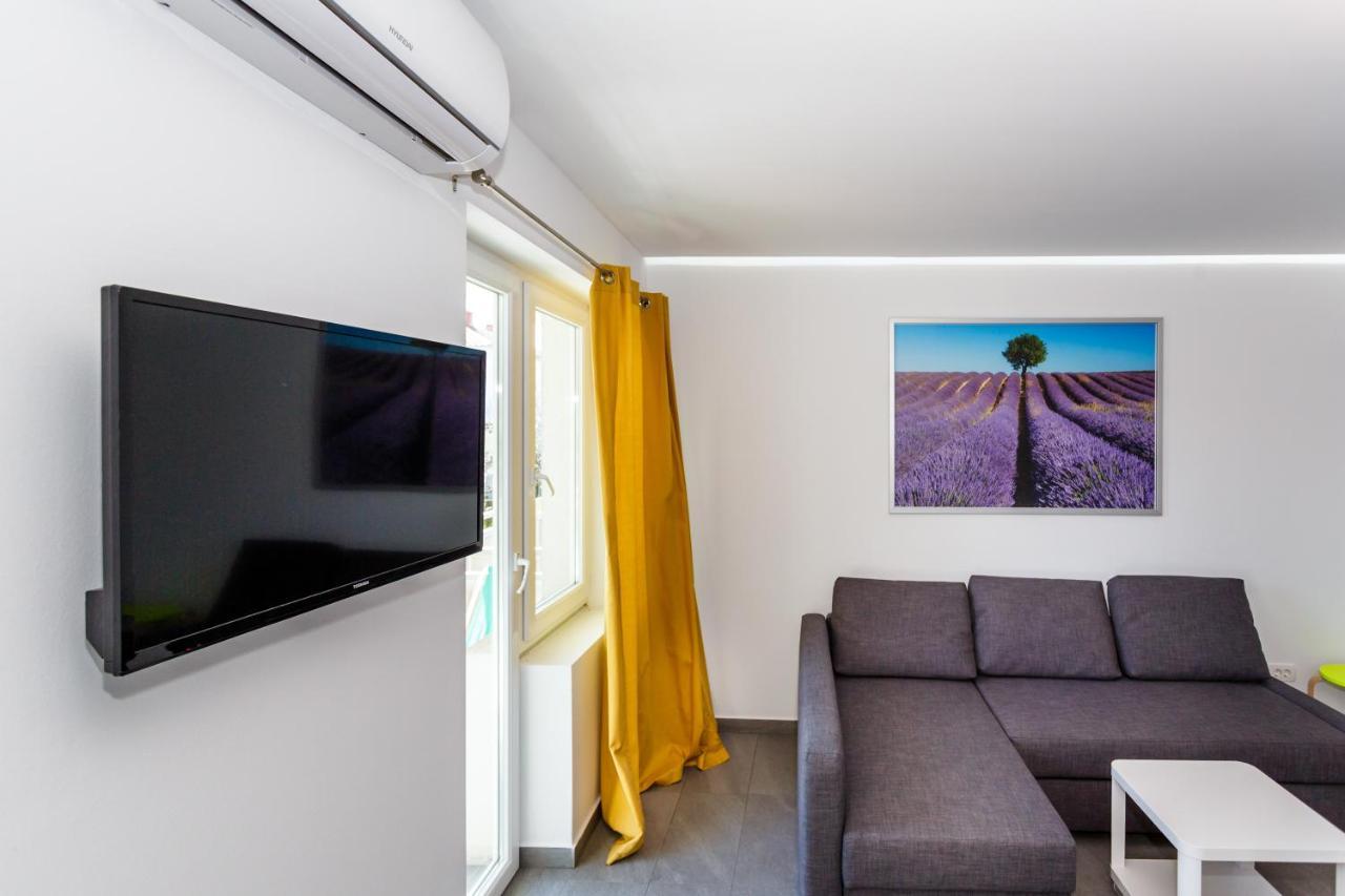 Golden Island Apartments Krk Town Bagian luar foto