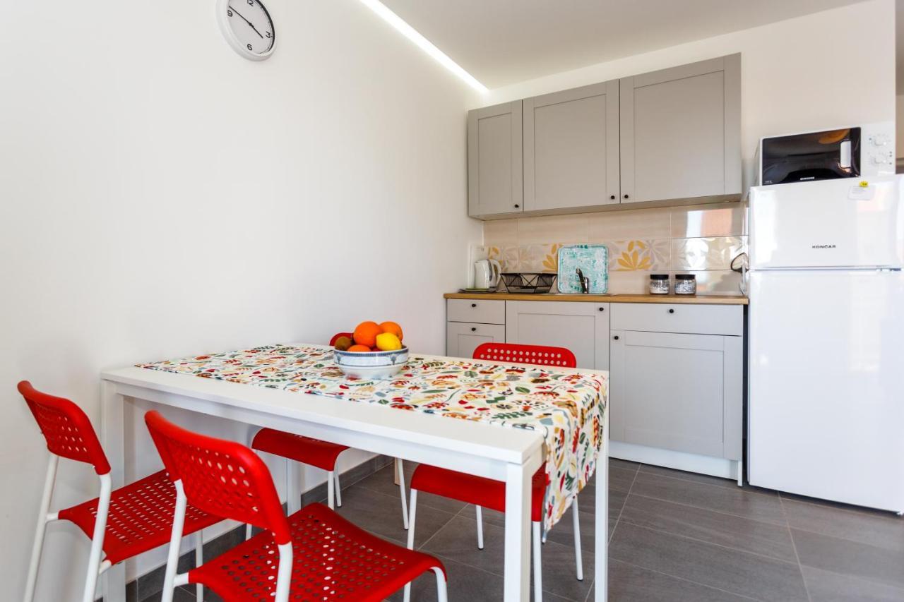Golden Island Apartments Krk Town Bagian luar foto