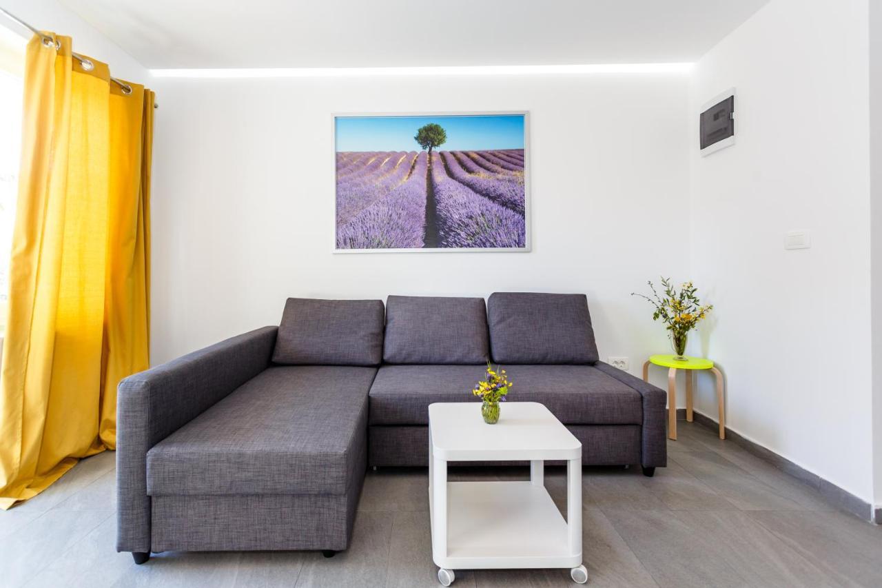 Golden Island Apartments Krk Town Bagian luar foto