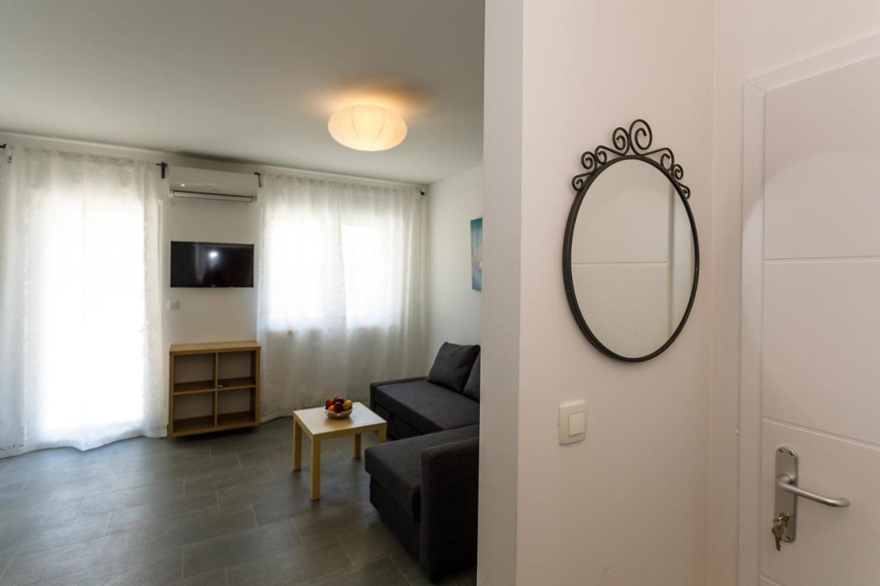 Golden Island Apartments Krk Town Bagian luar foto