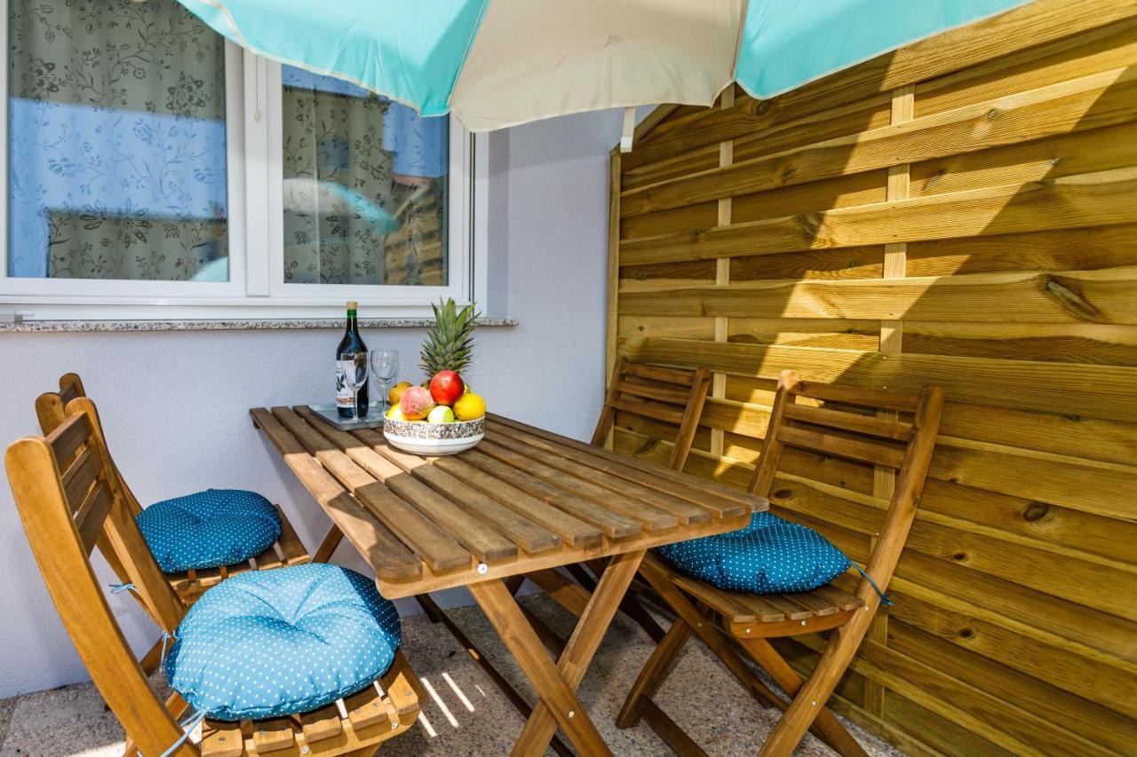 Golden Island Apartments Krk Town Bagian luar foto