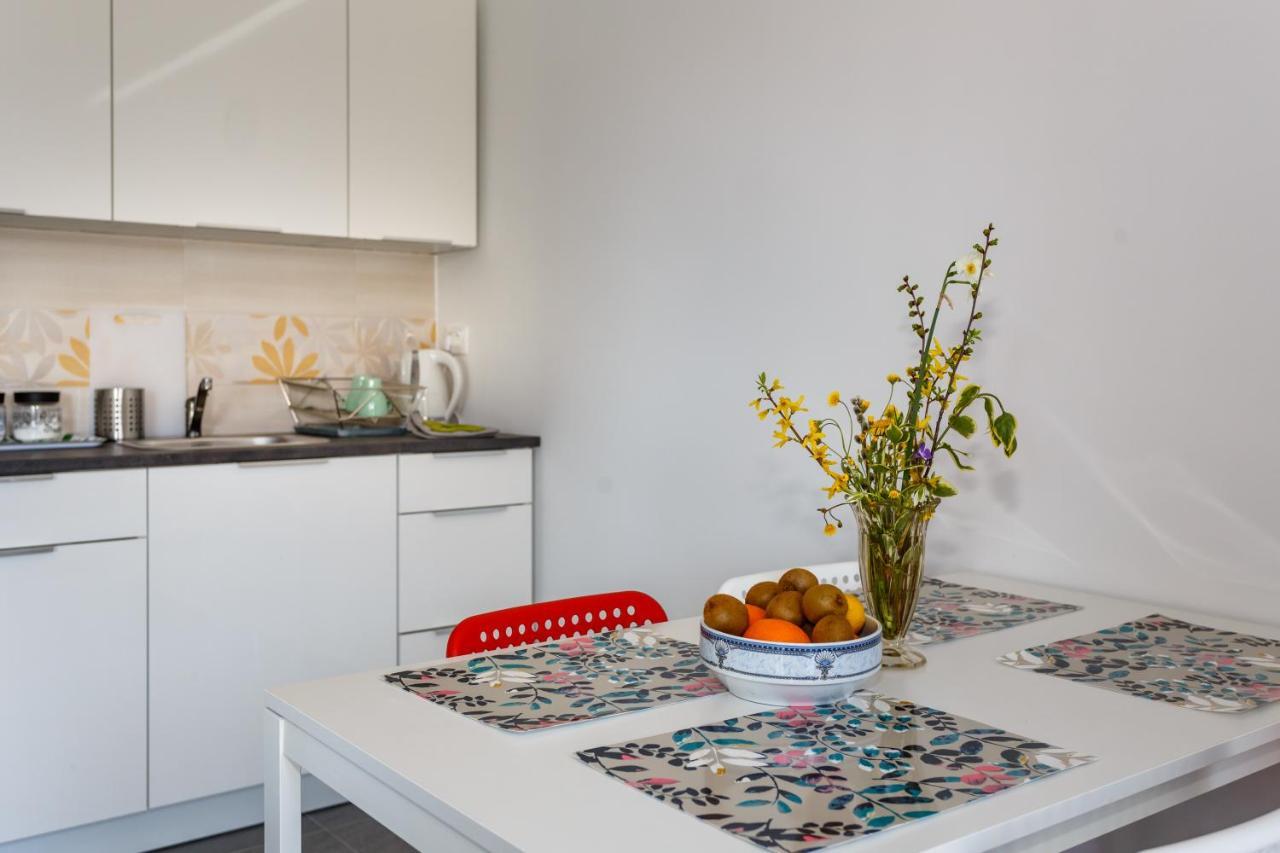 Golden Island Apartments Krk Town Bagian luar foto